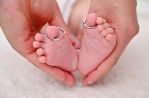 济宁五个月孕妇肚子多大